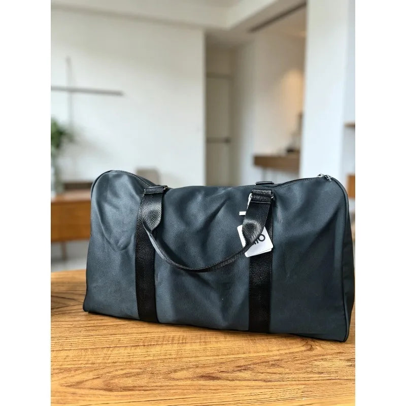 Sports and leisure waterproof yoga bag, travel gym bag, large-capacity crossbody bag