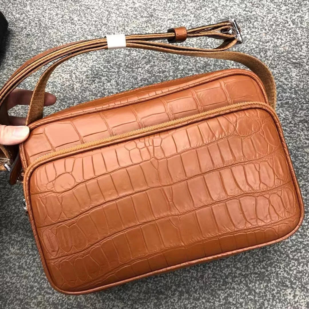 2022 New Designer Belly Crocodile Skin Men's Shoulder Bag Fashion Men Real Crocodile Bag High Quality Large Capacity Male Bag 45
