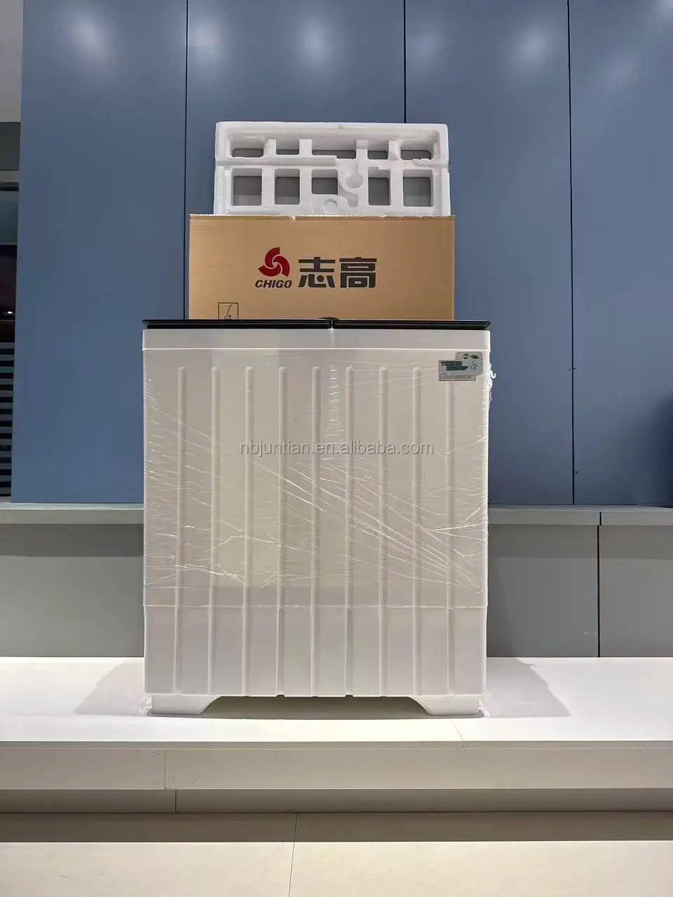 Tidesmit 18KG double bucket washing machine side angle showing spin dryer and large capacity household laundry design