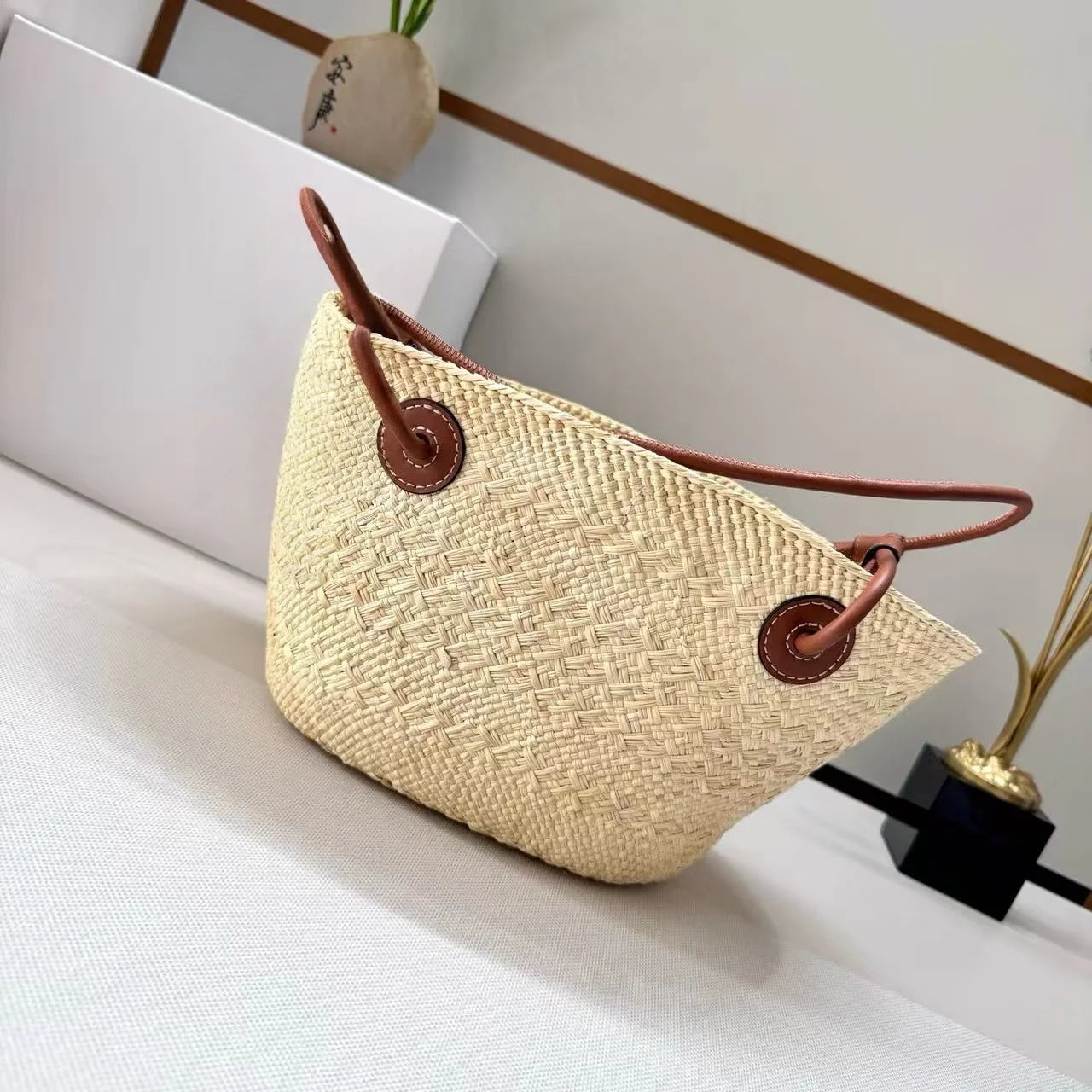 2026 New Handmade Raffia Straw Bohemian Woven Crochet Tote Shoulder Bag Women Summer Beach Holiday Brown Palm Leaf Basket