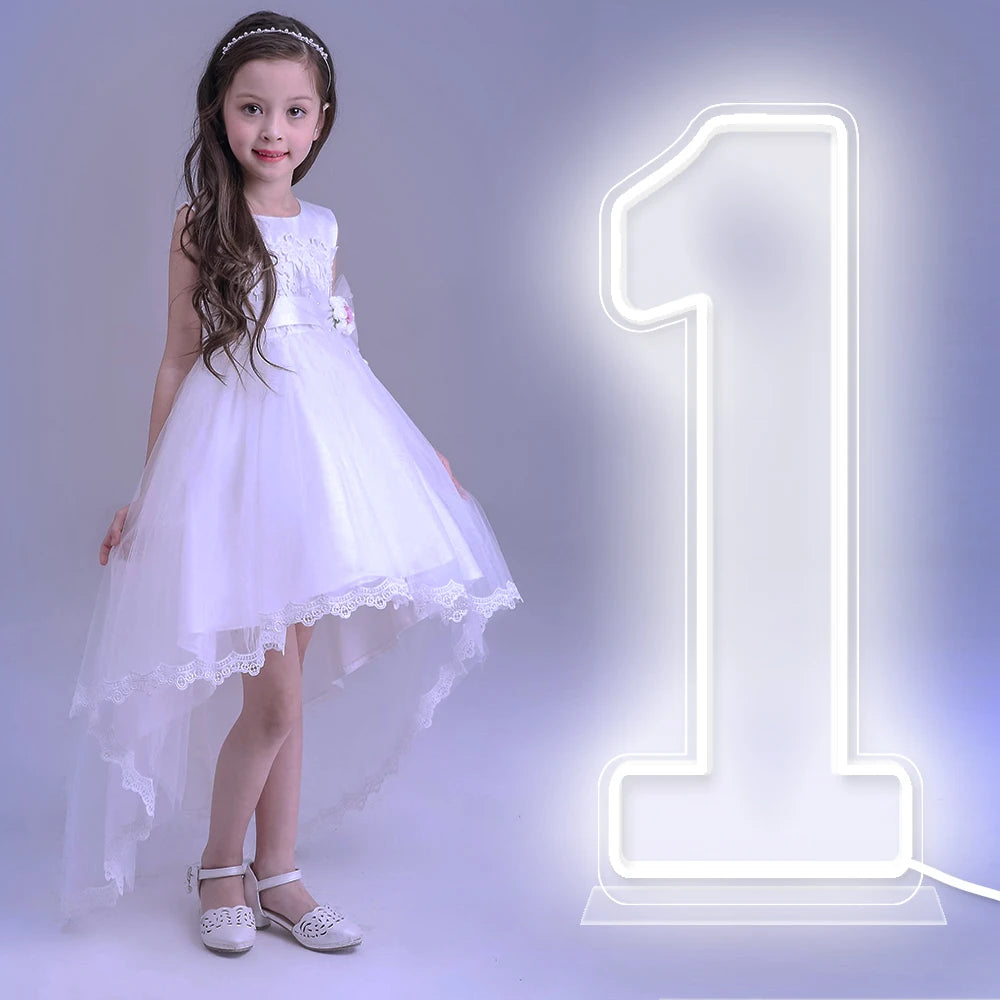 LED Neon Number Sign for Weddings | Customizable Event Lighting 76-100cm Tidesmit