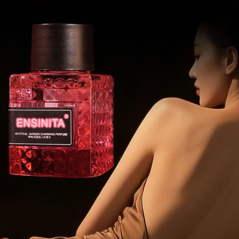 Tidesmit alcohol-free unisex Eau de Toilette with rose and cedarwood for a long-lasting woody floral romantic scent.