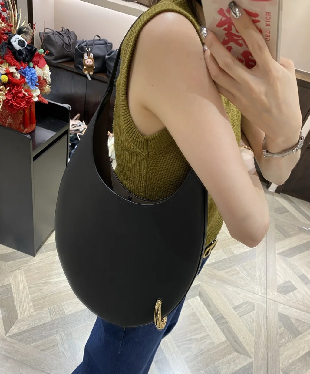 2025 summer new large crescent pipa bag imported top layer cowhide armpit bag single shoulder crossbody bag