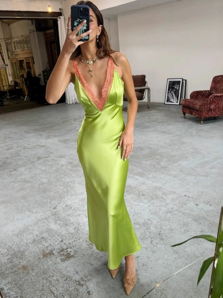 Tsiisd Contrast Lace V-Neck Camisole Long Dress Women's Sleeveless Slim Summer Beach Style Party Dress Female Halter Dress 2026