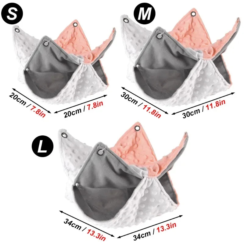 Thickened, plush color-blocked hanging hammock for small pets like guinea pigs and squirrels in sizes S, M, and L.