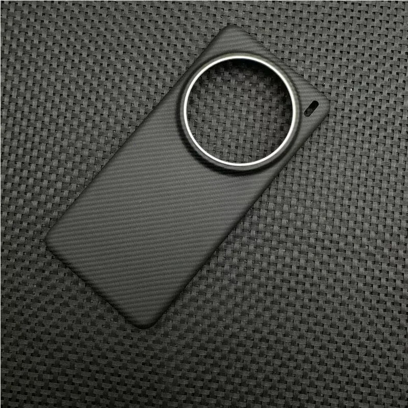 Vivo X200 Pro Carbon Fiber Case | Slim Shock-Absorbing Cover Tidesmit