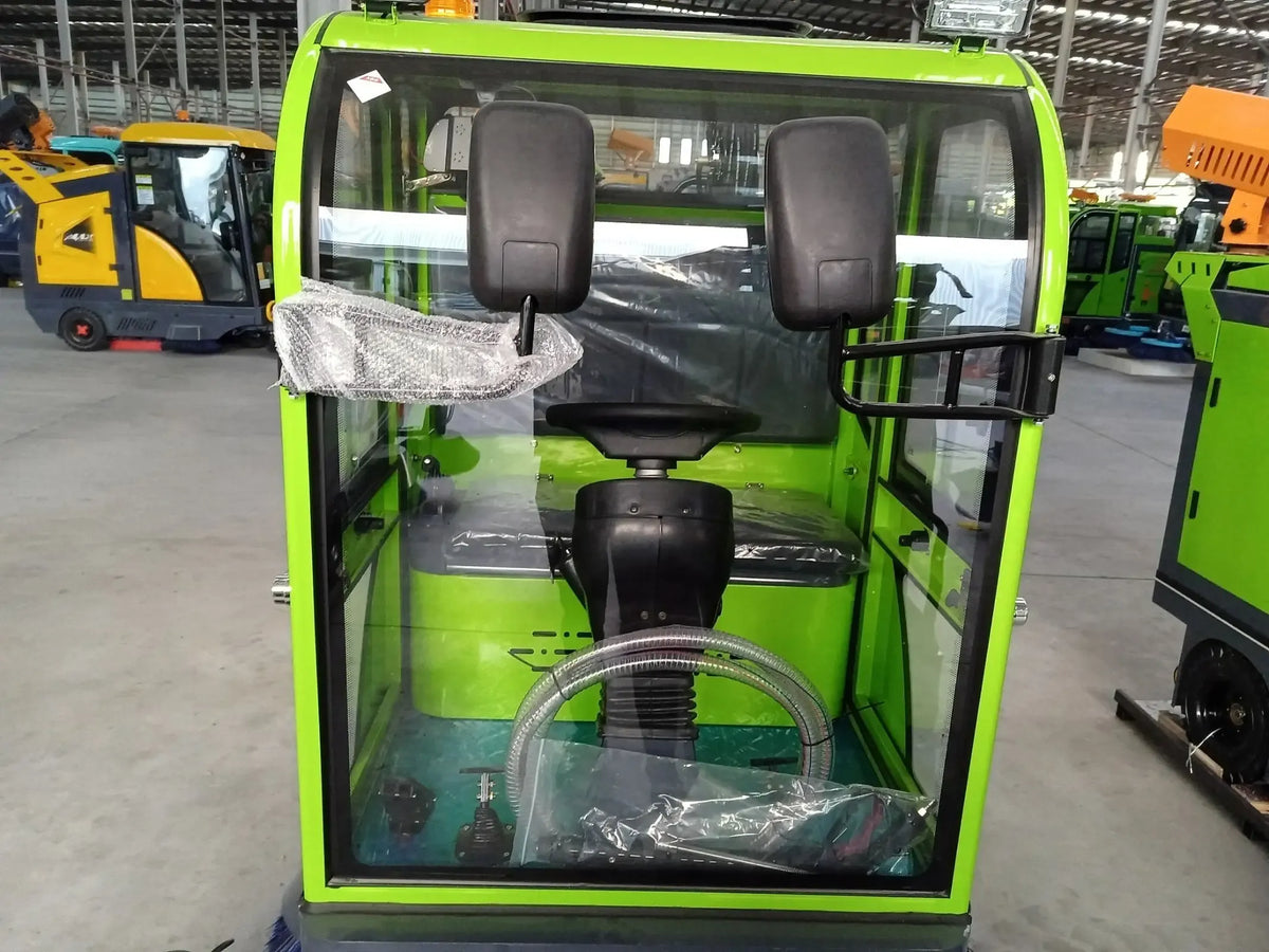 Tidesmit QK-989 Ride-on Electric Road Sweeper with 240L Trash Bin