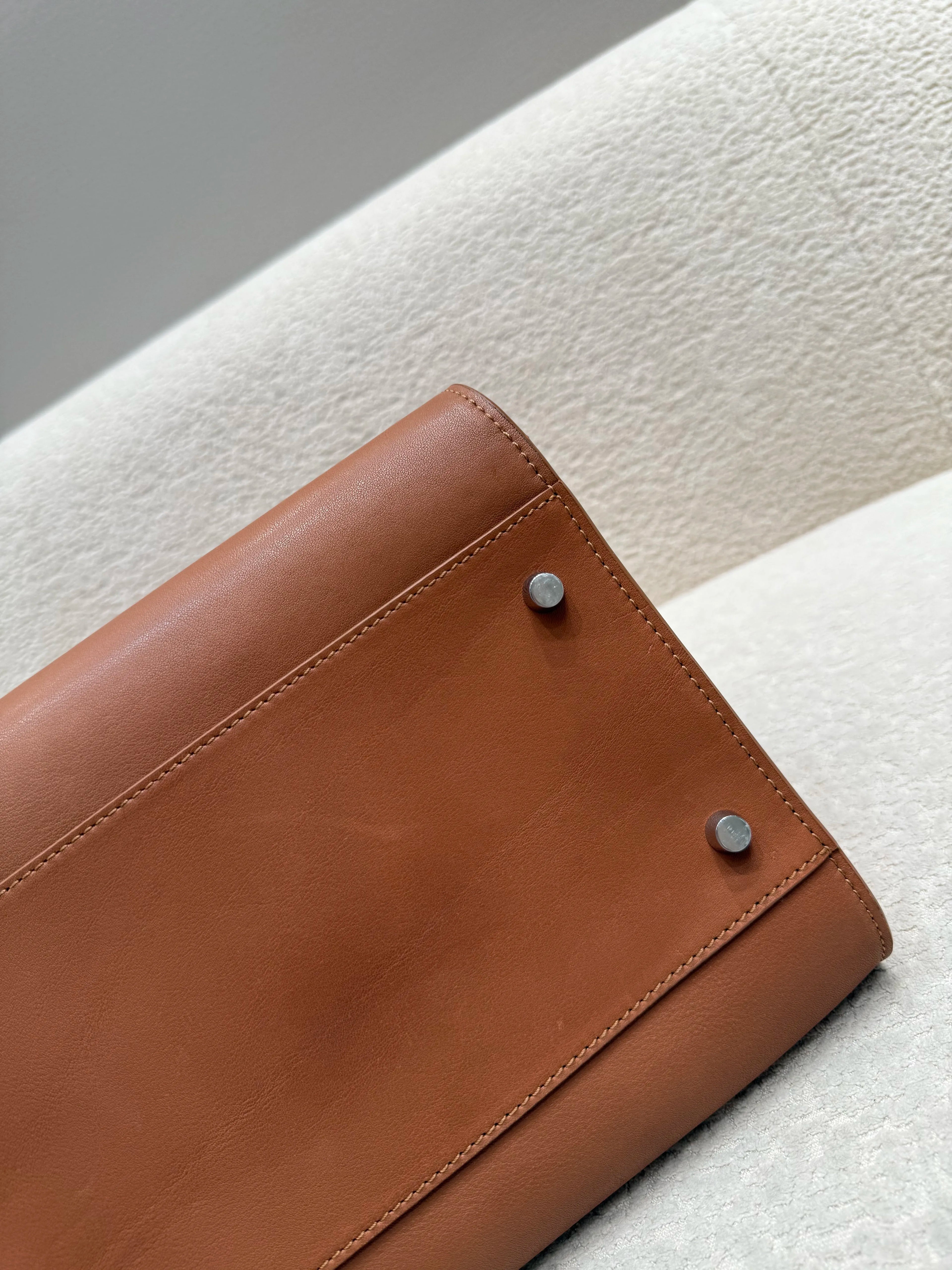 Unisex saddle leather all steel hardware inner sheepskin single shoulder large capacity hand-held horizontal bag