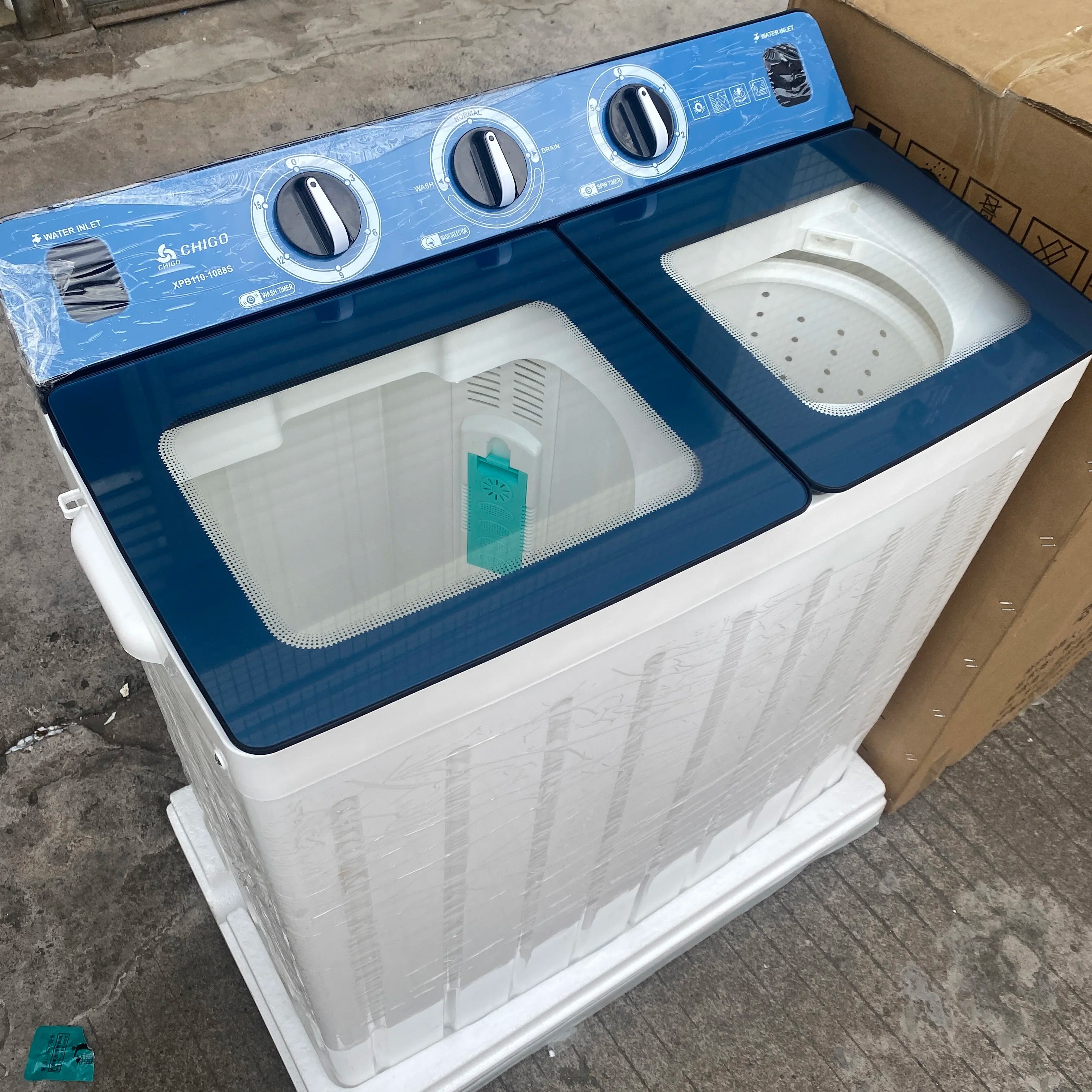 Tidesmit 11kg Twin Tub washing machine front view with large capacity and high performance design for laundry rooms