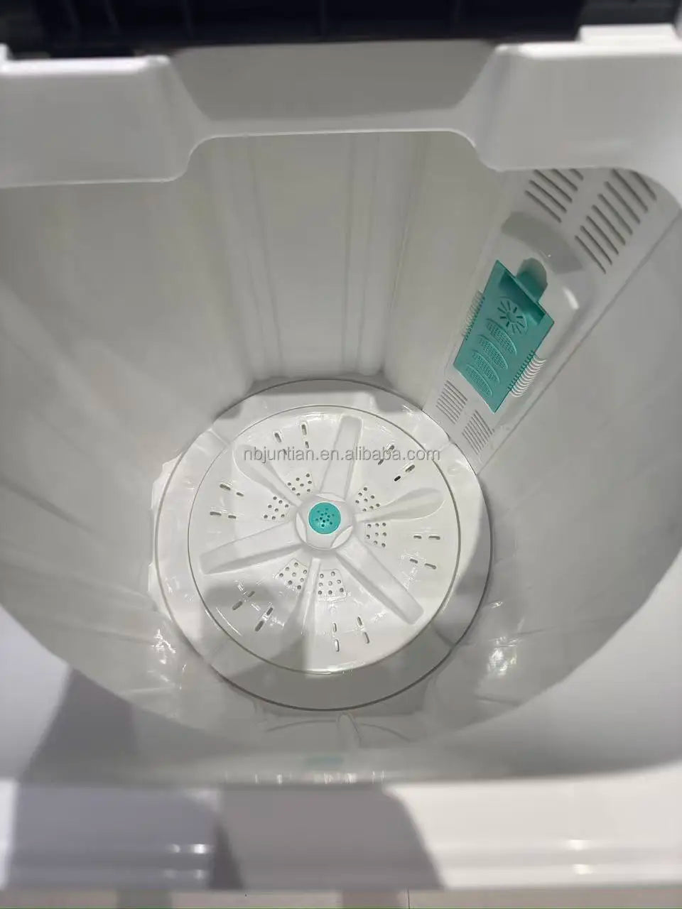 Tidesmit 18KG double bucket washing machine featuring dual tub spin dryer for household and dormitory laundry use