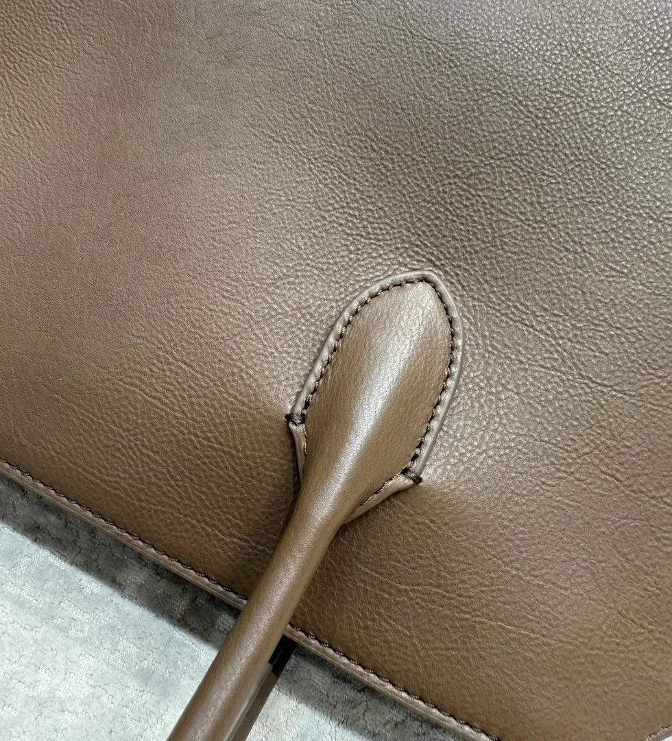 2026 new cow spine leather large capacity shoulder bag, leather handbag, commuting leather women's bag, high-end customized vers