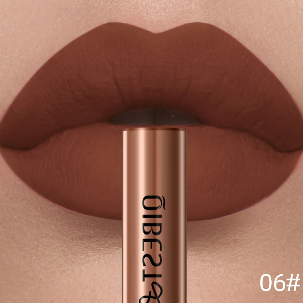 Matte nude brown liquid lipstick with velvet finish on lips, nonstick, long-lasting waterproof lip stain, shade 06.