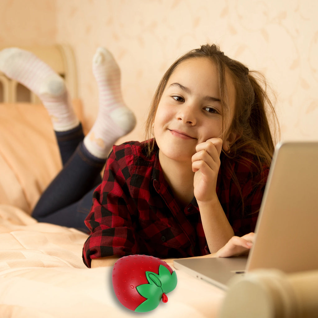 Wireless Cute Mouse 2.4G Bluetooth Dual-mode Strawberry Appearance Mute Button Light Weight Portable Office Use Gift For Girl