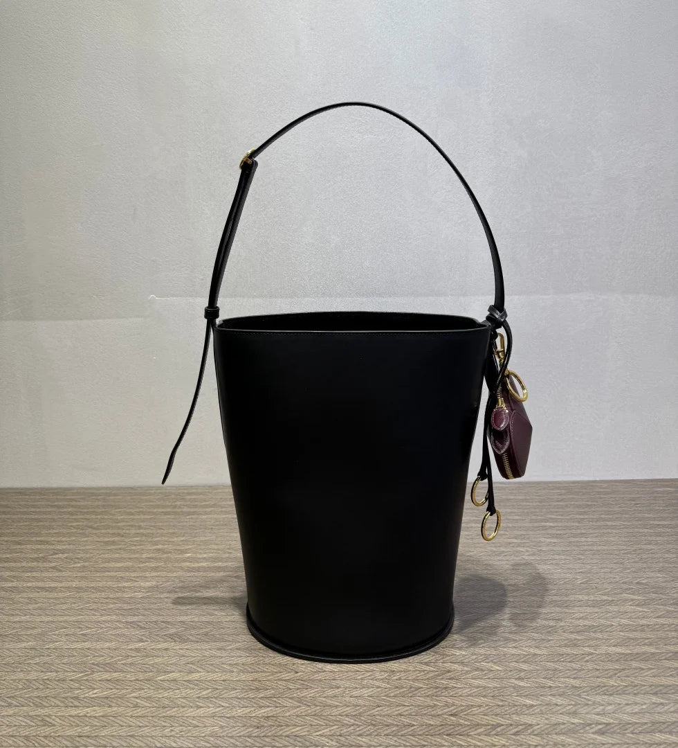 2026 New Bucket Bag Rear Saddle Design High end Leather Shoulder Bag Leather Crossbody Bag