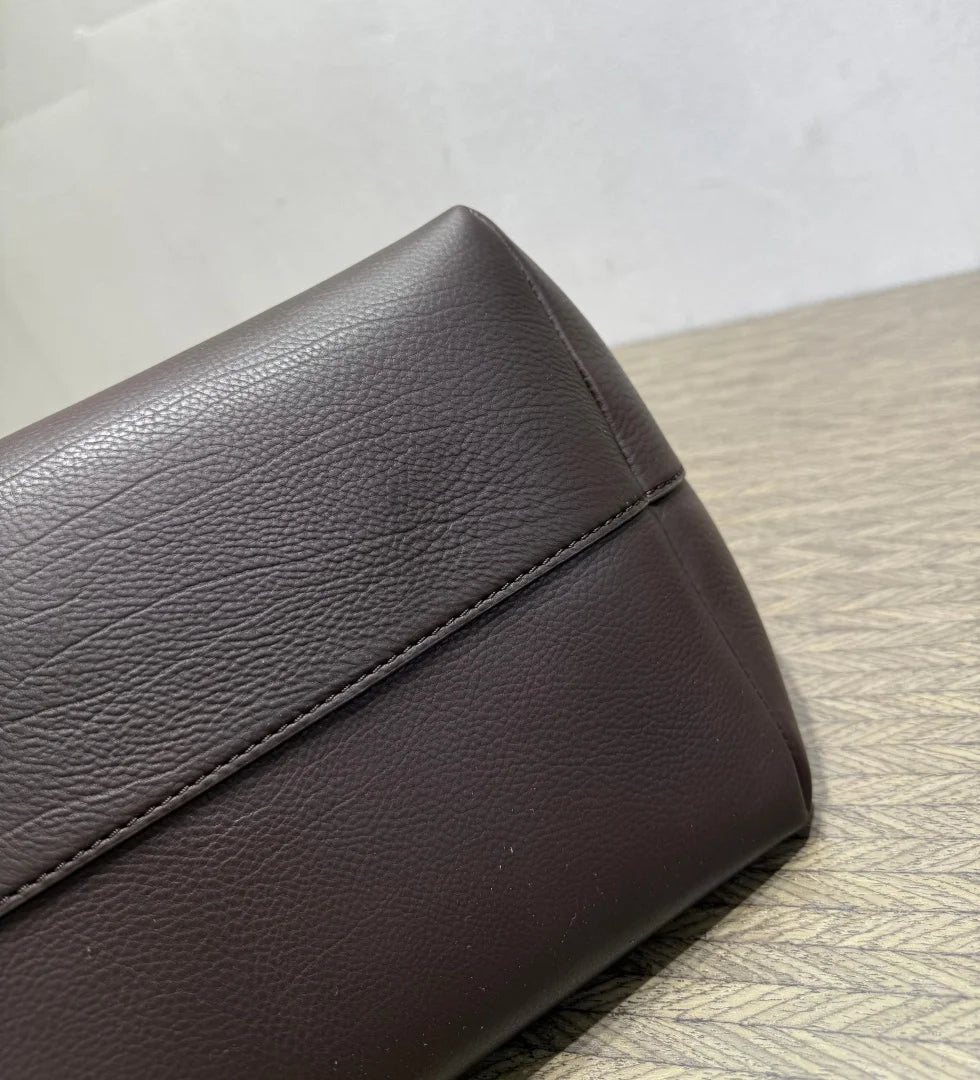 2026 new cow spine leather large capacity shoulder bag, leather handbag, commuting leather women's bag, high-end customized vers