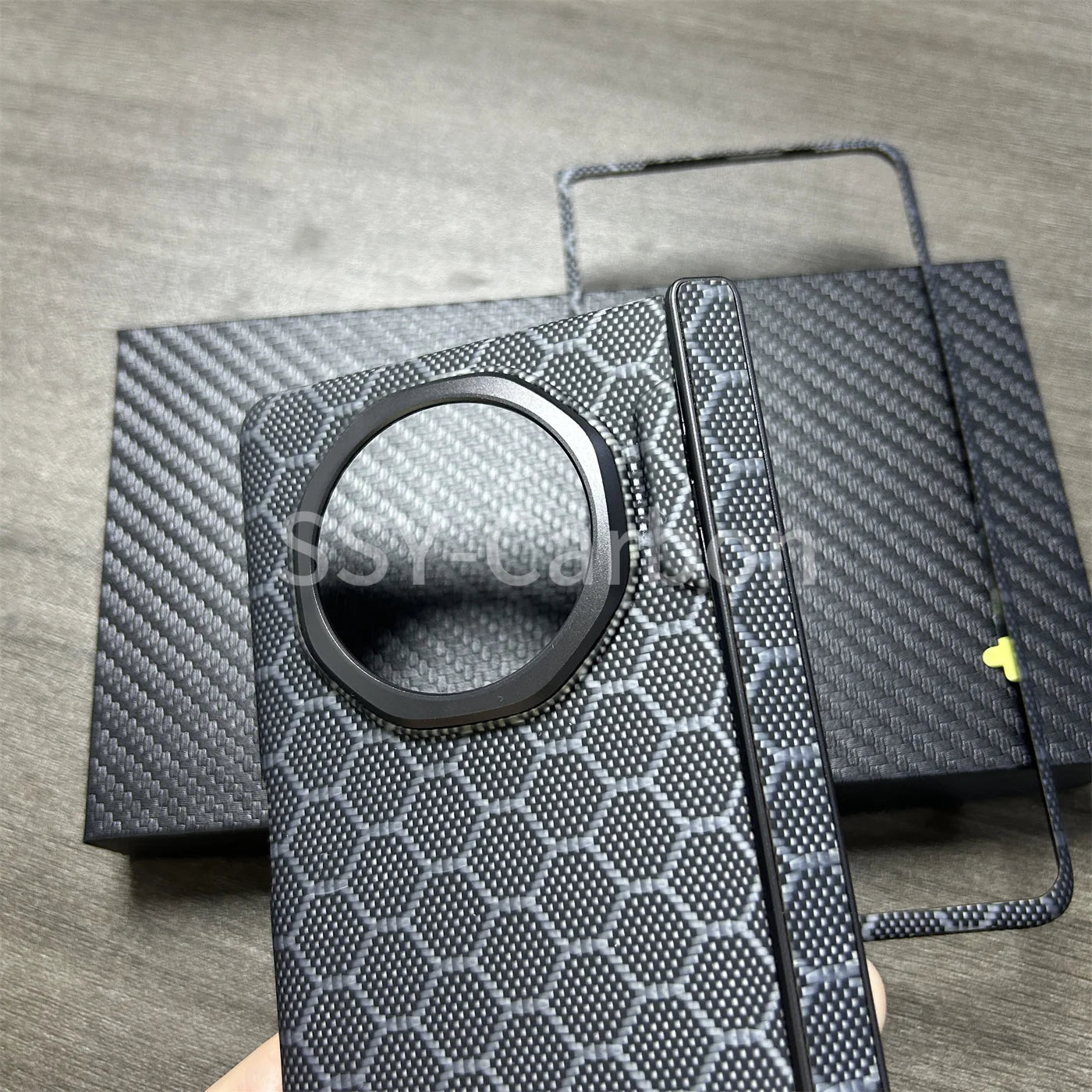 Honor Magic V3 Carbon Fiber Case | Slim Shock-Absorbing Magnetic Cover Tidesmit