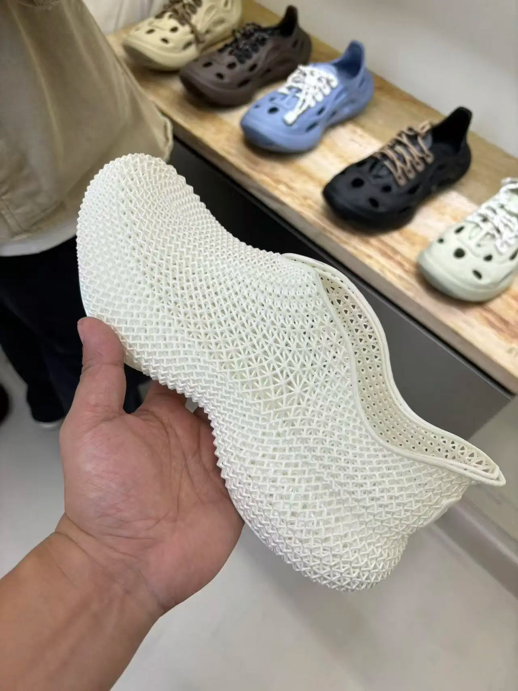 New Summer Lightweight  Breathable 3D Printed Mesh Shoes  City Walks Sneaker Street Style Slip-on Mesh shoes