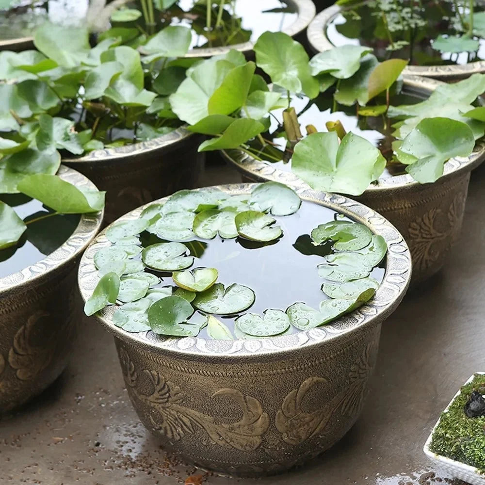 Resin Lotus Planter Pot Large 7.5L Capacity Water Reservoir Planter 19cm Height Copper Bronze Retro Flower Pot Home Gardening