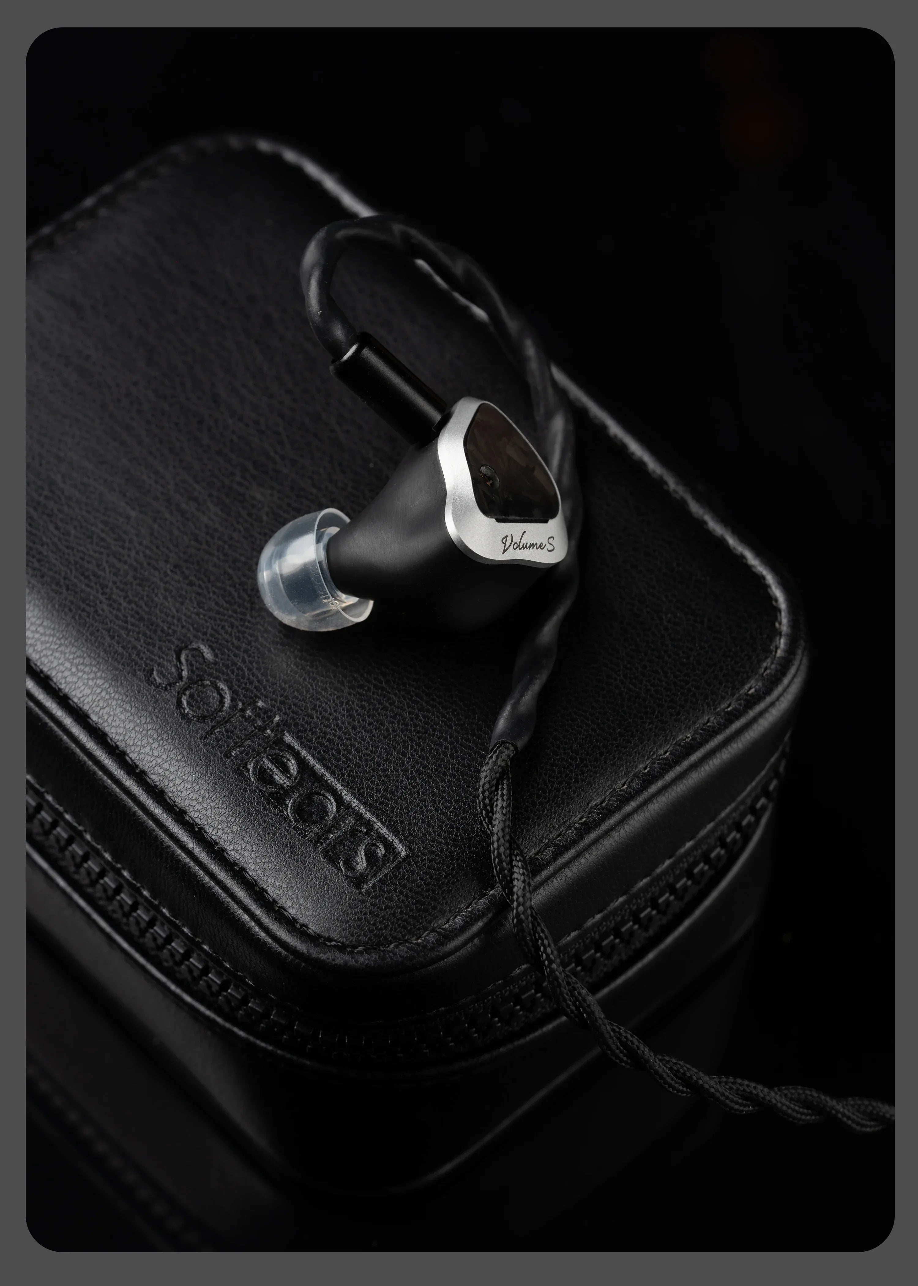 Softears Volume Hybrid Quad-Driver IEMs Black | Tidesmit Tidesmit