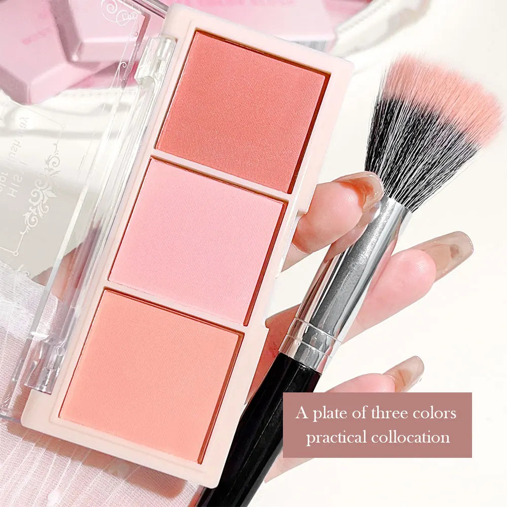 Tidesmit 3-Color Cheek Red Plate for nude makeup with natural matte finish and high color payoff in milk tea orange
