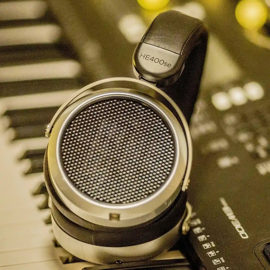 Hifiman HE400se Open-Back Planar Magnetic Headphones - Stealth Magnet Design Tidesmit