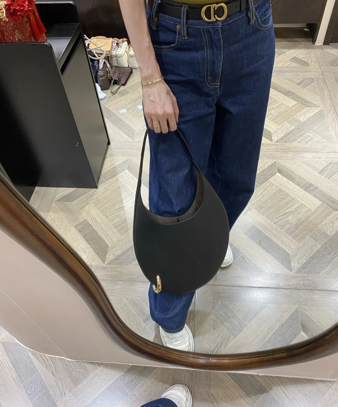 2025 summer new large crescent pipa bag imported top layer cowhide armpit bag single shoulder crossbody bag