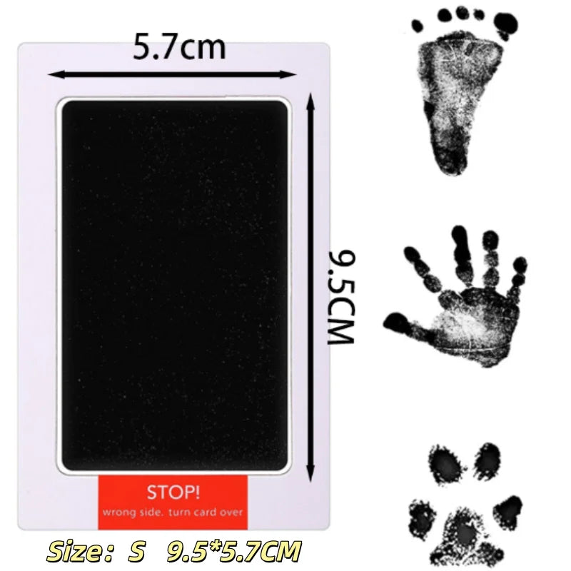 Non-toxic inkless ink pad kit for baby or pet paw prints. Small 9.5x5.7cm souvenir tool for safe, mess-free impressions.