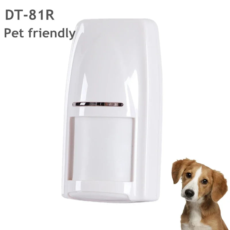 White Dual-tech Pet Friendly PIR Motion Detector for home alarm systems, prevents false pet triggers.