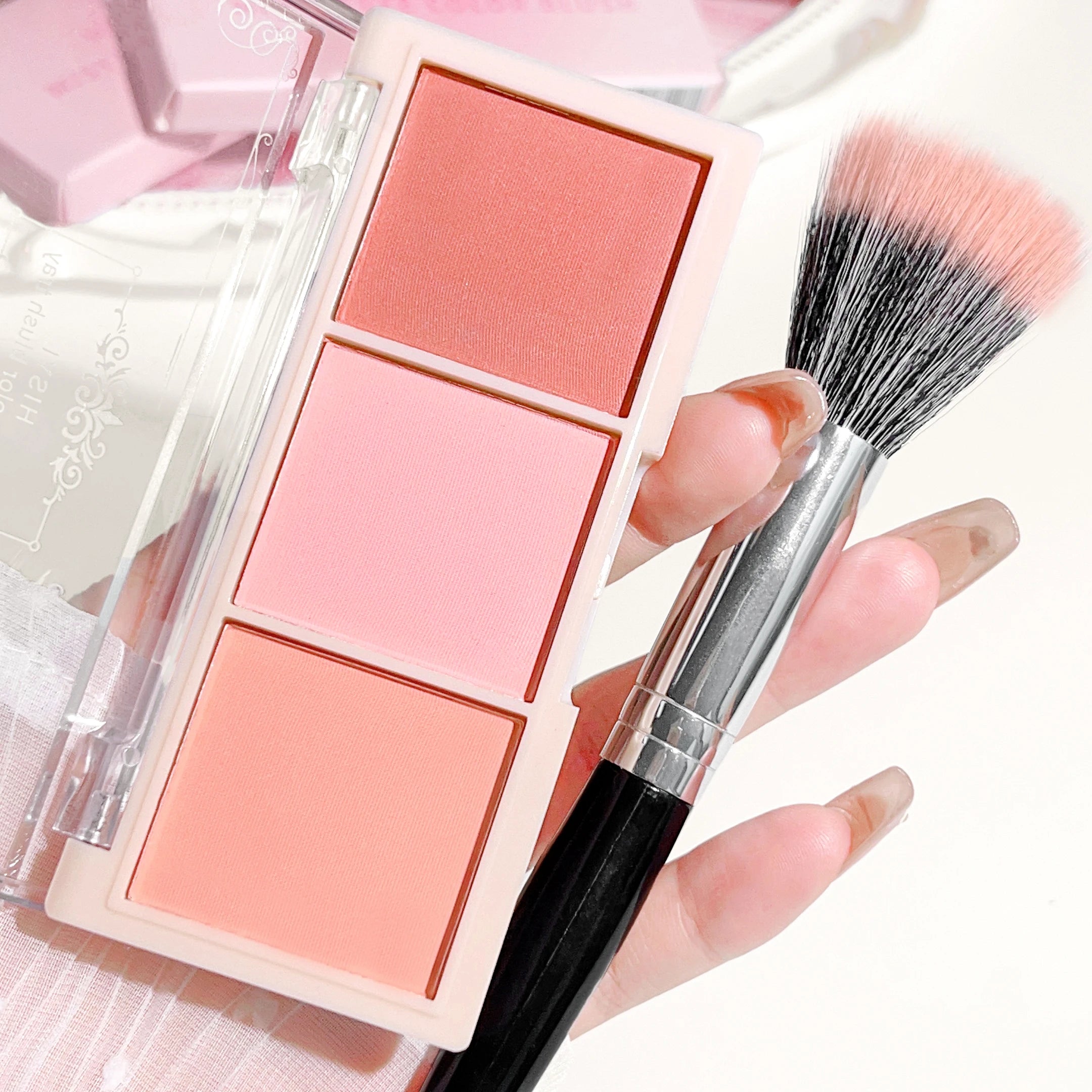 Tidesmit three-color matte blush palette for natural sheer makeup with long-lasting delicate powder finish