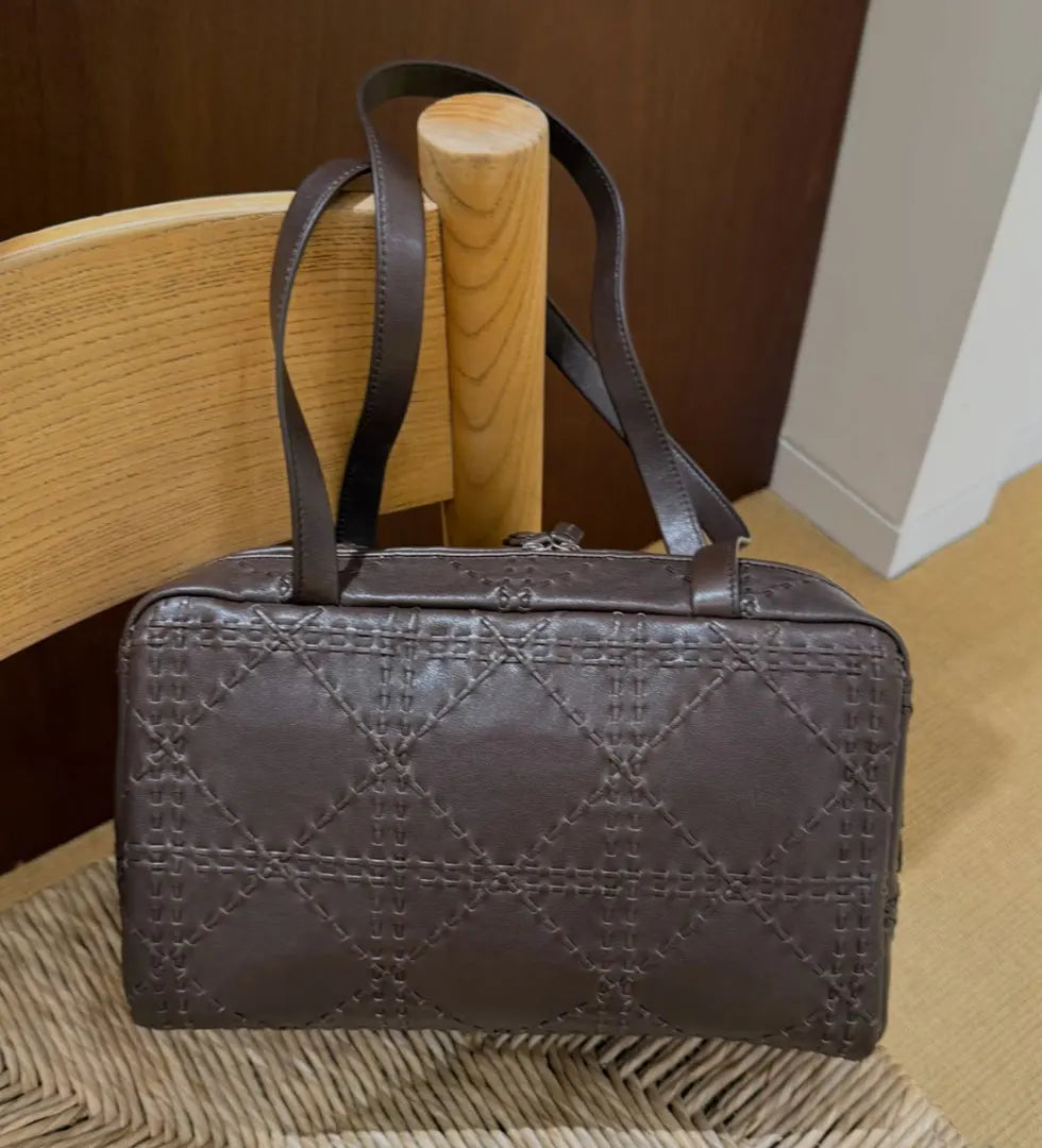2025 autumn and winter new leather totem handmade bowling bag sheepskin shoulder bag high-quality sheepskin crossbody bag
