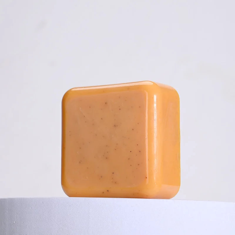 70g Turmeric Shaving and Cleansing Soap with Added Vitamin C to Make the Skin More Beautiful, Walnut Shell Powder Deeply Cleanses