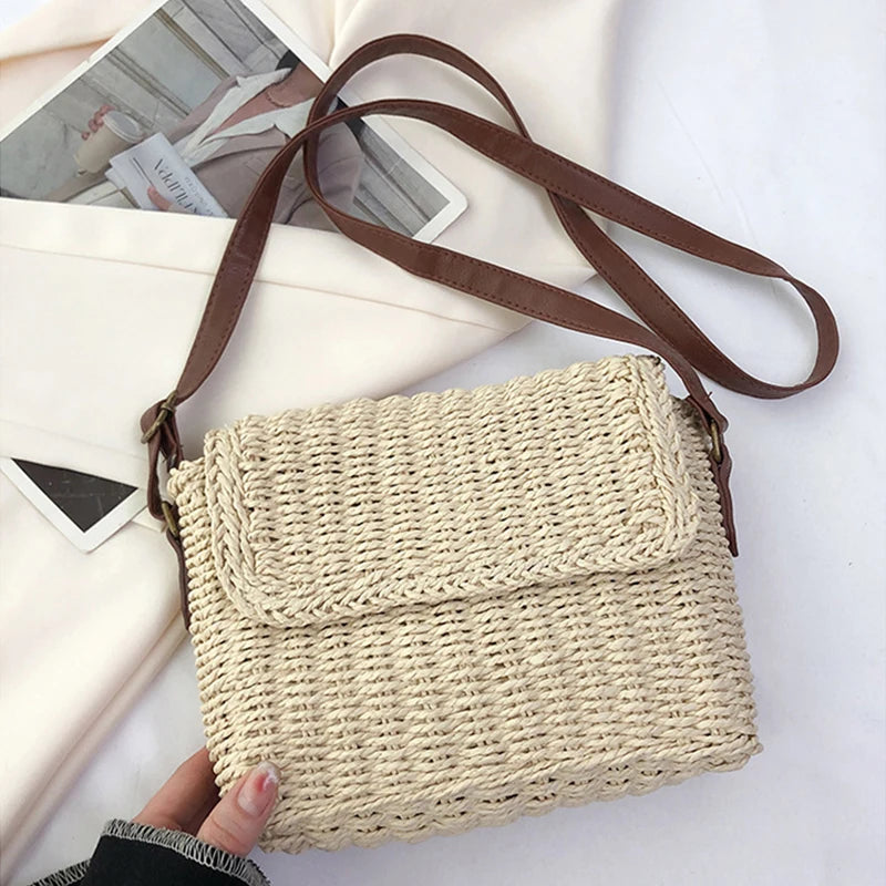 Fashion Women Weave Straw Shoulder Bag Raffia Messenger Bag New Trendy Vintage Crossbody Bag for Summer Straw Beach Bag
