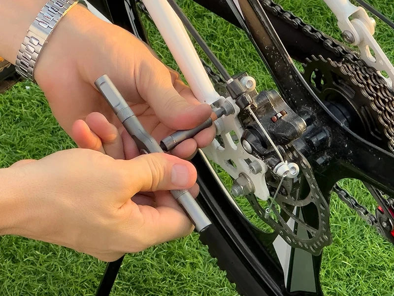 74 in 1 Ratchet Screwdriver Set Detachable T Handle Precision Repair Tool Kit Portable Magnetic Bits for Furniture Computer Bicycle Eyeglasses Phone Electronics DIY Home Maintenance Multi Function Hand Tool Kit