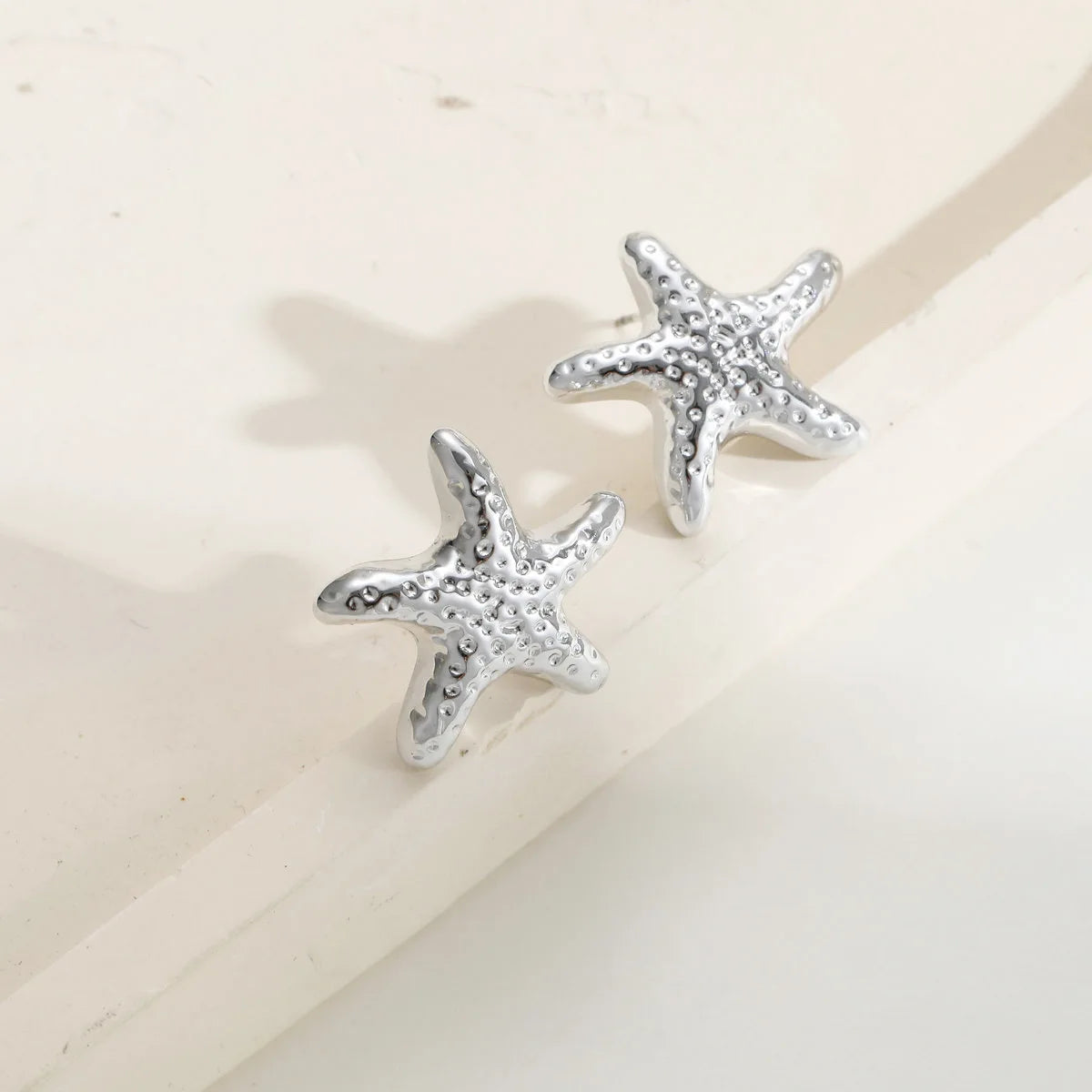 Punk Metal Starfish Stud Earrings for Women Fashion Gold Color Star Geometric Temperament Earrings Summer Jewelry Gift