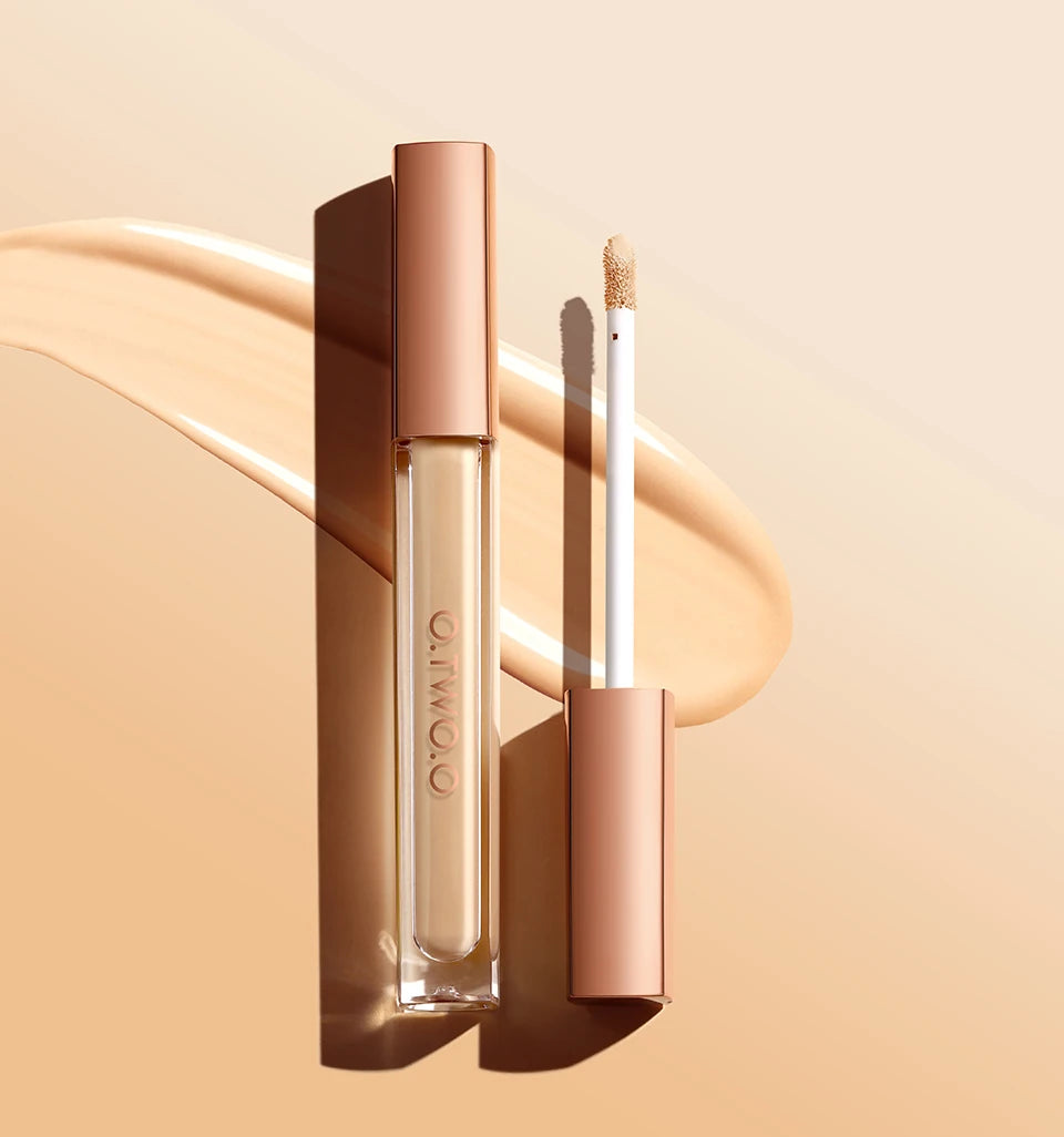 Tidesmit O.TWO.O matte waterproof concealer face makeup for dark circles showing product texture and packaging