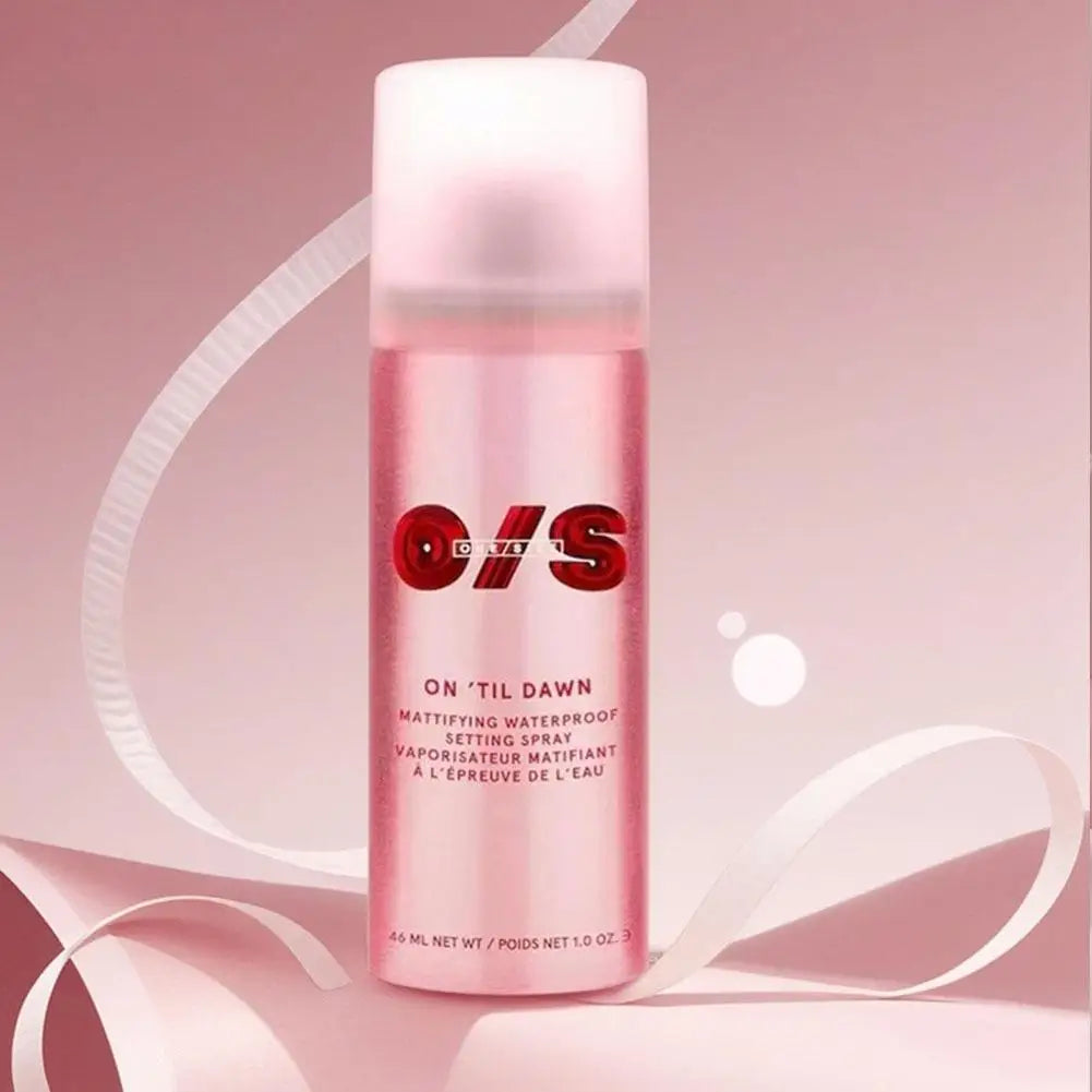 Tidesmit matte setting spray texture detail showing long-lasting waterproof makeup finish for face