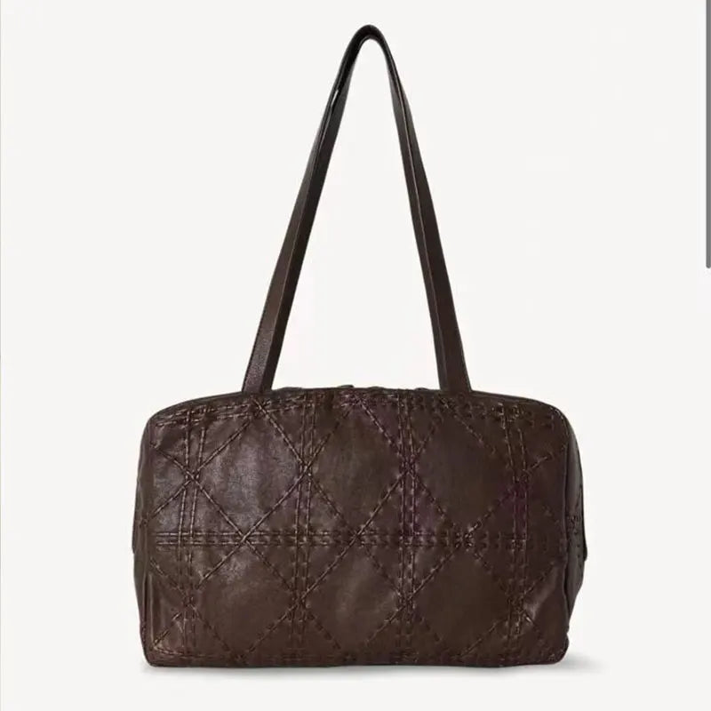 2025 autumn and winter new leather totem handmade bowling bag sheepskin shoulder bag high-quality sheepskin crossbody bag