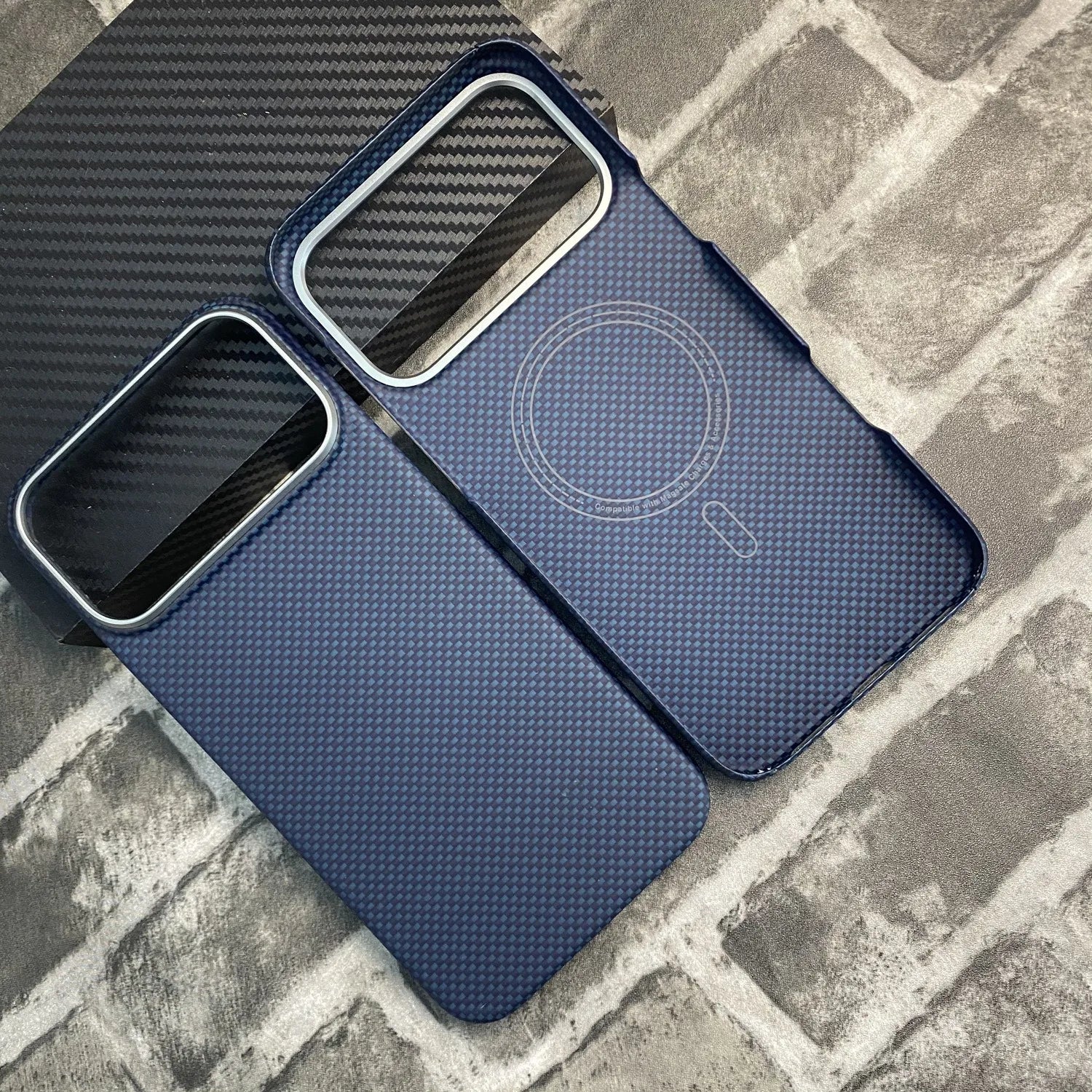iPhone 17 Pro Max Aramid Fiber Case | Slim Shock-Absorbing Cover Blue plain metal fra Tidesmit