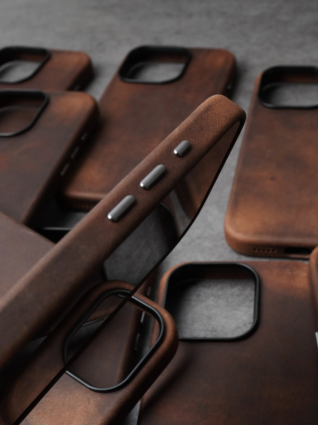 Horween Leather iPhone 16 Pro Max Case - Slim Protective Cover Tidesmit