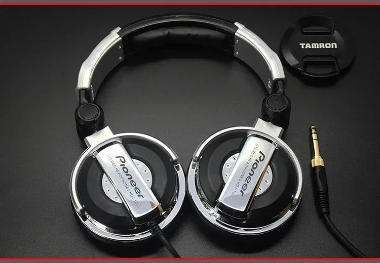 Wireless Gaming Headset with Active Noise Cancellation - Pioneer Silver Tidesmit