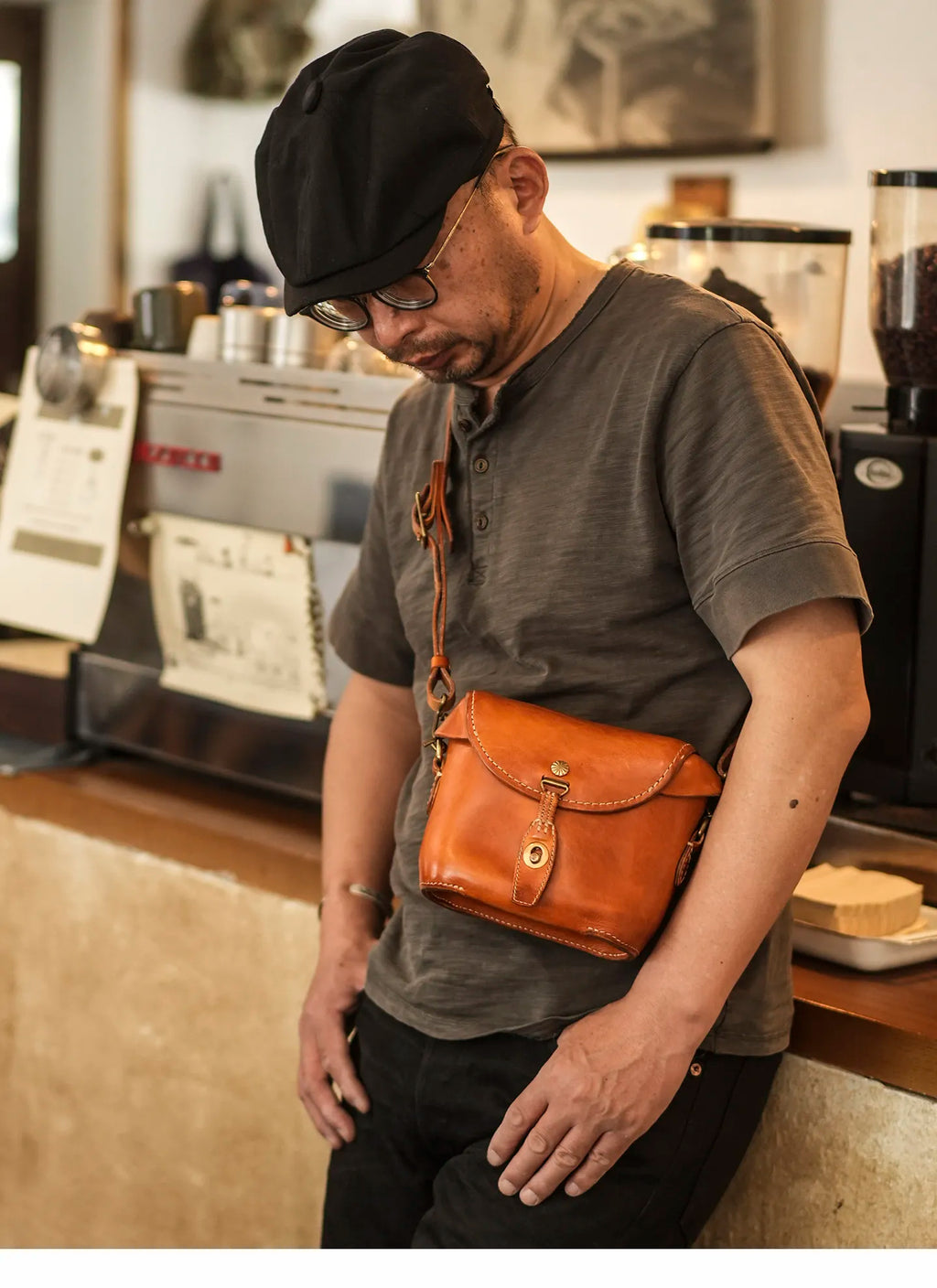casual high quality genuine leather men's small crossbody bag fashion designer handmade first layer cowhide shoulder bag