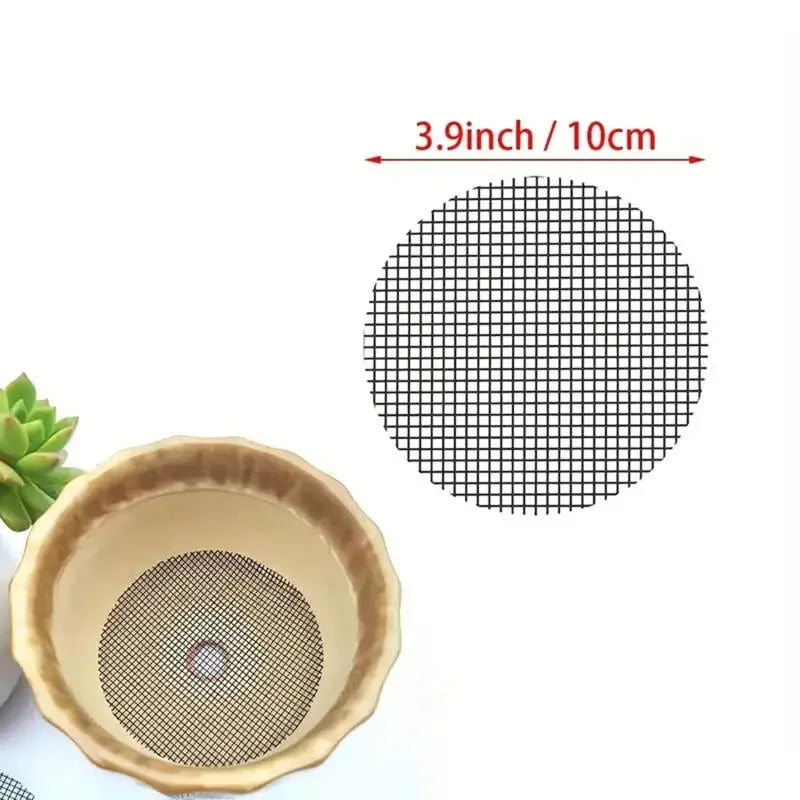 Round mesh pot drainage screen template with 3.9 in / 10 cm size marking
