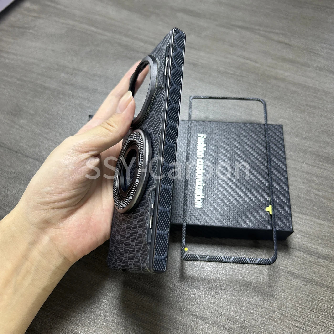 Honor Magic V3 Carbon Fiber Case | Slim Shock-Absorbing Magnetic Cover Tidesmit