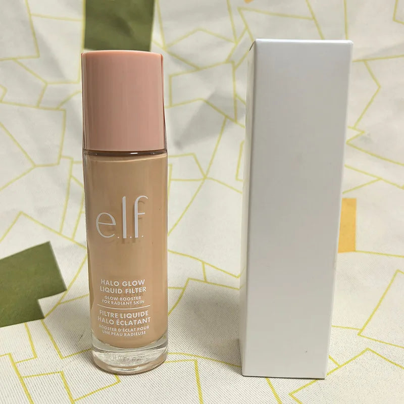 Tidesmit long-wearing moisturizing liquid foundation and concealer texture close-up for bright flawless base makeup