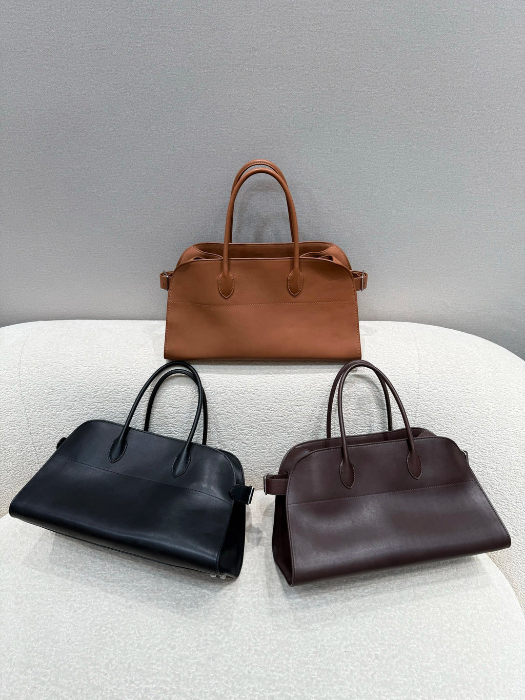 Unisex saddle leather all steel hardware inner sheepskin single shoulder large capacity hand-held horizontal bag