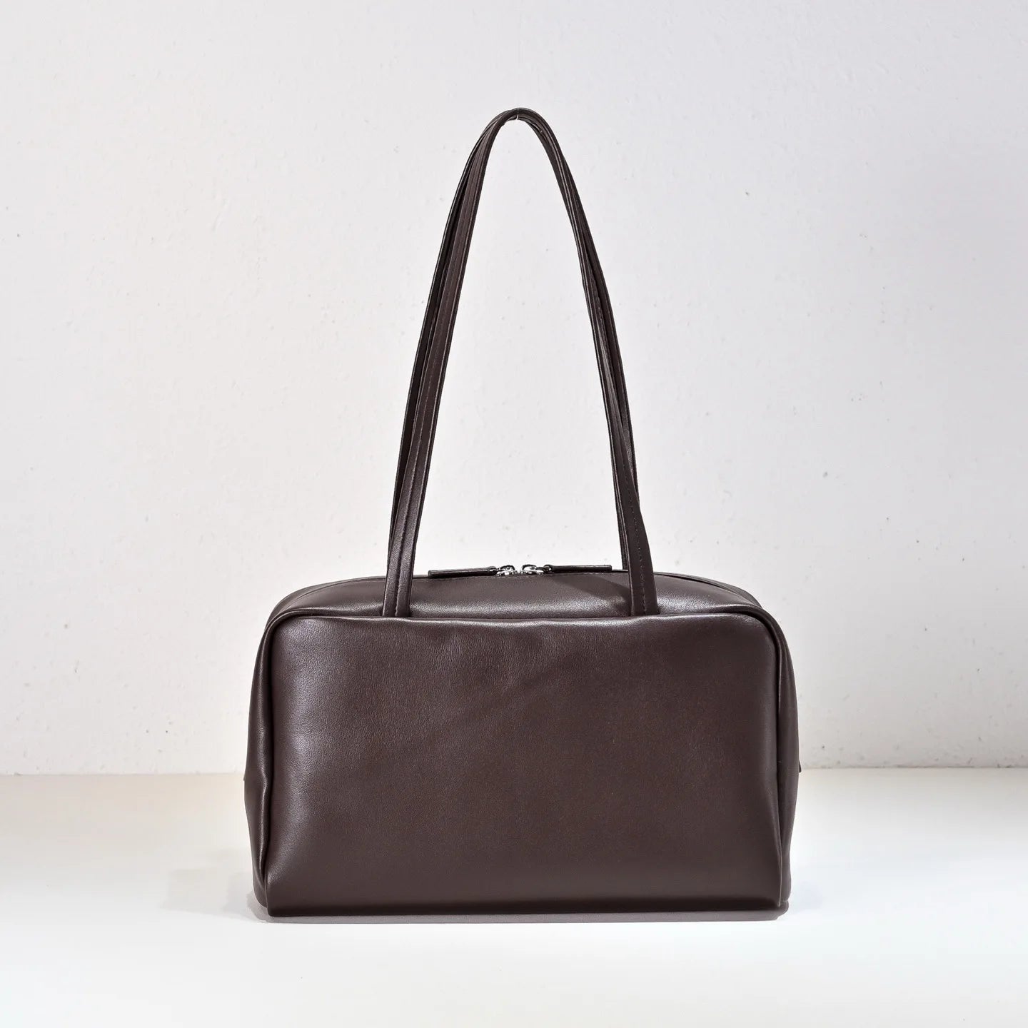 New  sheepskin bowling bag for autumn and winter 2025, high-quality long handled shoulder bag, sheepskin handbag