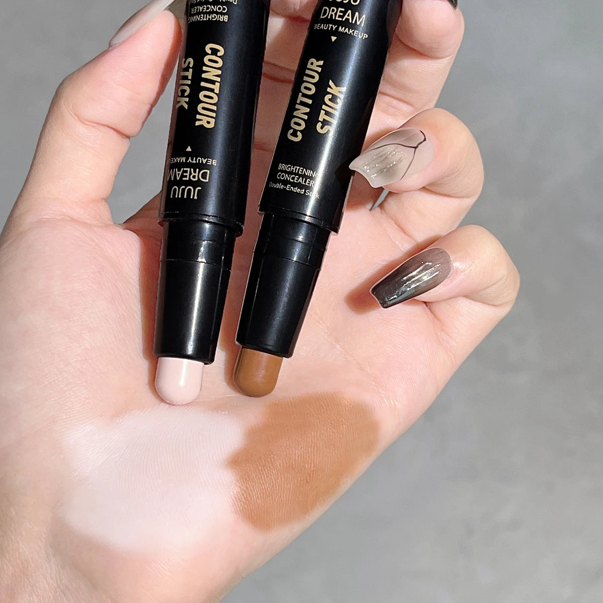 Tidesmit dual-ended contour and highlighter stick for nose shading and silkworm makeup application detail view