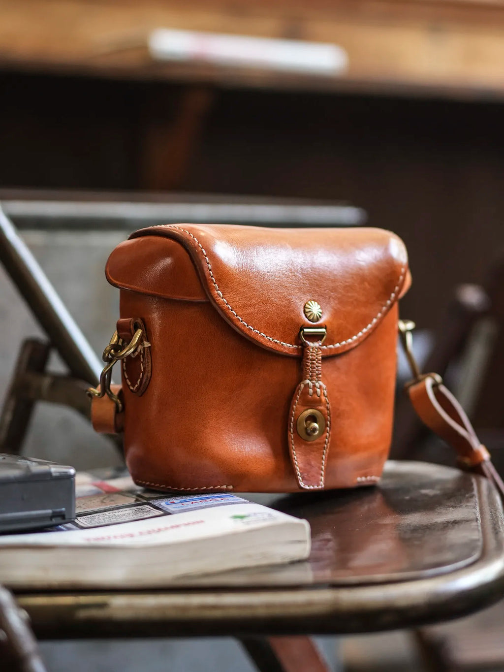 casual high quality genuine leather men's small crossbody bag fashion designer handmade first layer cowhide shoulder bag