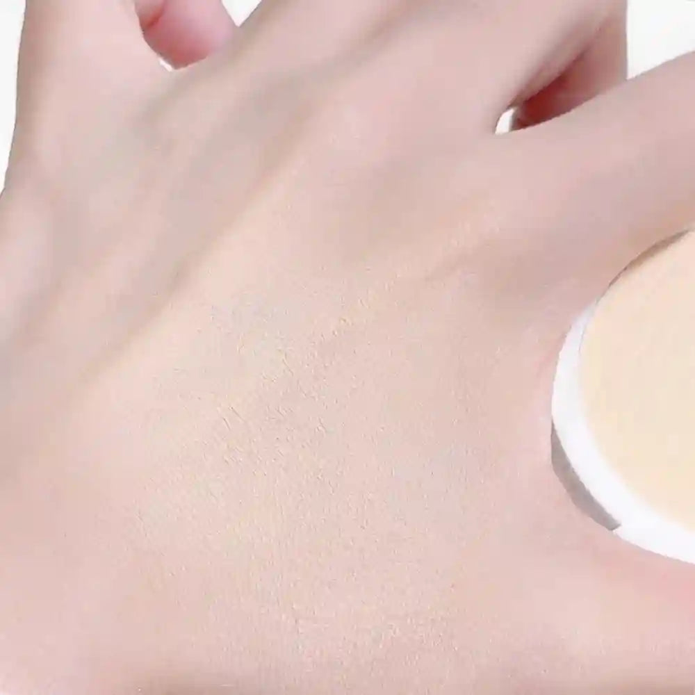 Tidesmit natural matte pressed powder for oil control and long lasting face makeup setting in texture close up