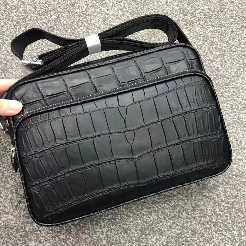 2022 New Designer Belly Crocodile Skin Men's Shoulder Bag Fashion Men Real Crocodile Bag High Quality Large Capacity Male Bag 45